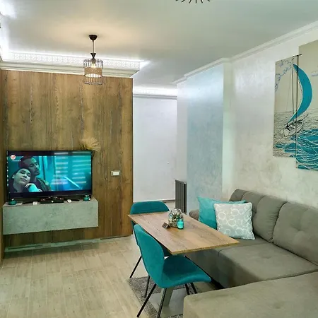 Blue Bamboo Pools And Parking *