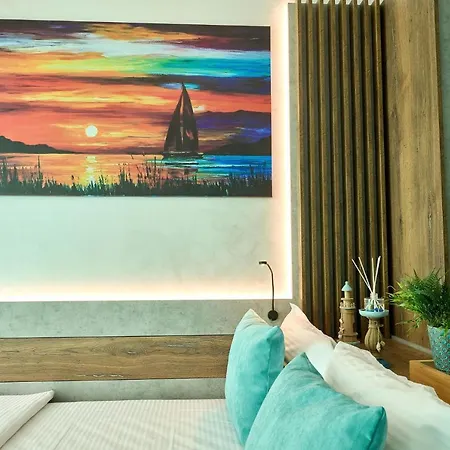 Blue Bamboo Pools And Parking * Mamaia