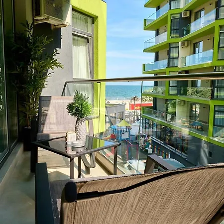 Apartament Blue Bamboo Pools And Parking *