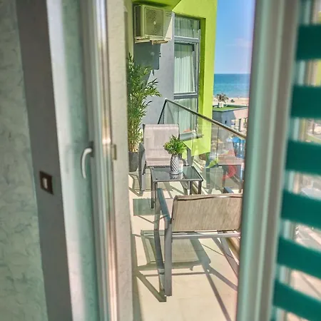 Apartament Blue Bamboo Pools And Parking *